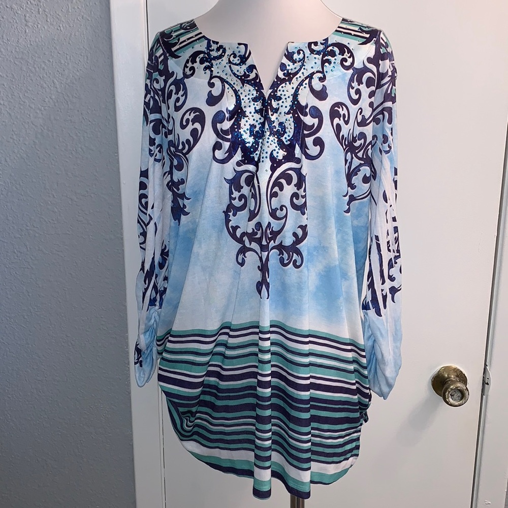 Avenue Tunic Top